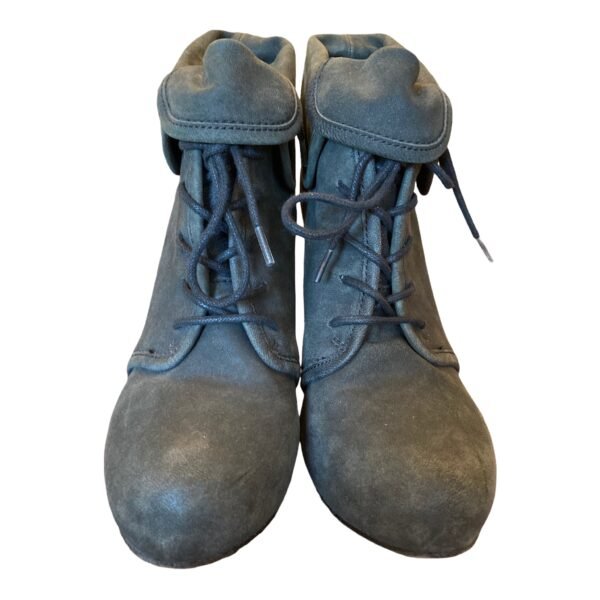 Elizabeth and James Dark Green Wedge Booties. 8.5